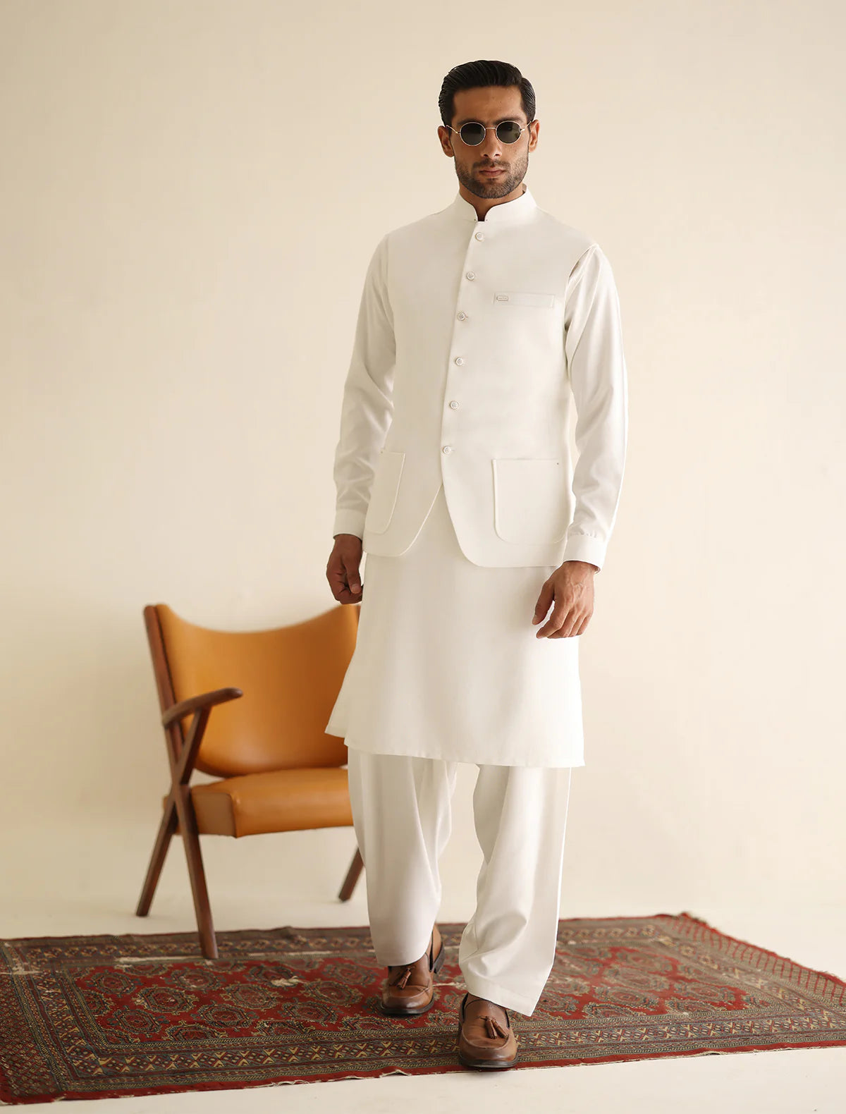 Classic Off White Bundi