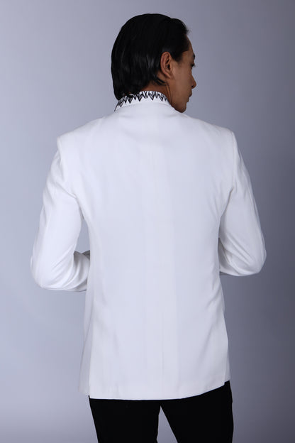 Classic White Bandhgala with Sleeve and Collar Embroidered