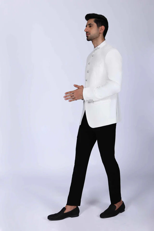 Classic Off White Bandhgala with Collar Embroidered