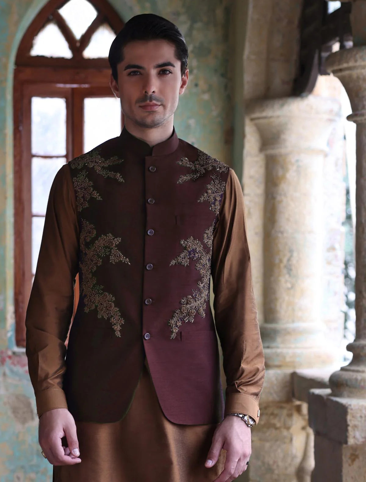 Maroon Bundi with Embroidery