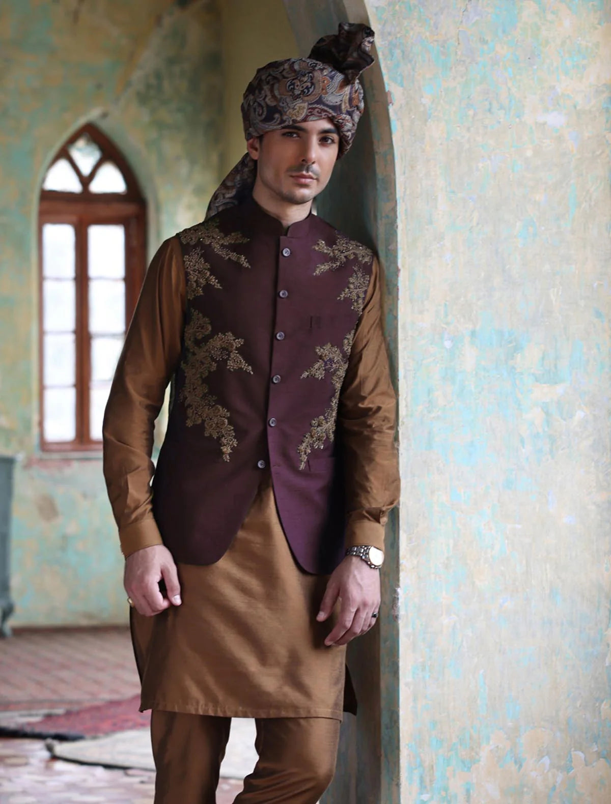 Maroon Bundi with Embroidery