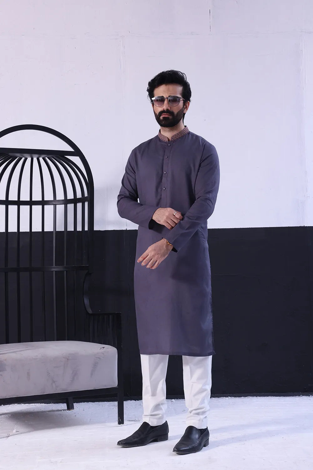 Classic Purple Kurta with Collar Embroidered